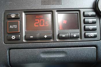 Display de control de aire acondicionado