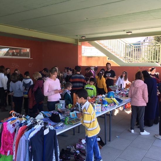 Mercadillo de segunda mano( financiación fin de curso) 3
