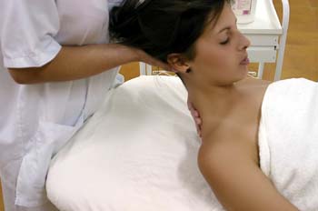 Estiramientos: músculos cervicales y del cuello