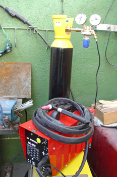 Equipo de Soldadura Electrica con gas