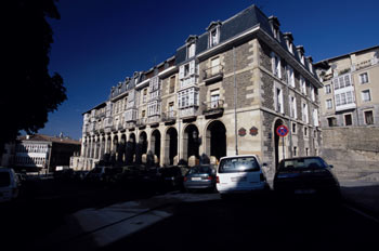 Los Arquillos, Vitoria