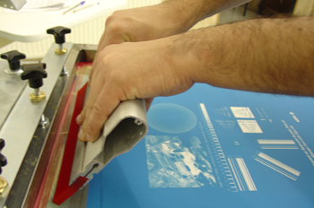 Posición de manos en impresión