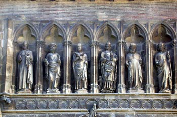 Detalle de la Iglesia del Santo Sepulcro, Estella, Navarra