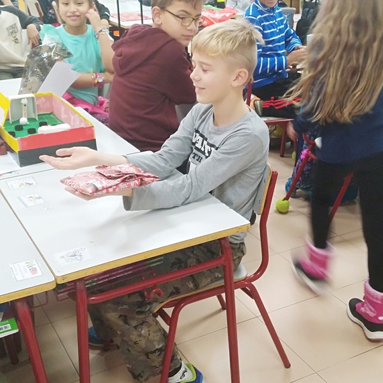AMIGO INVISIBLE - NAVIDAD 19