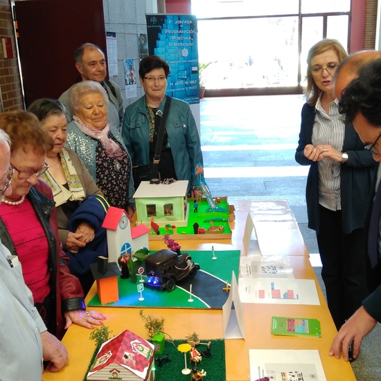 I Jornada de Programación, Robótica e Impresión 3D en educación para adultos. 04-04-2017 30