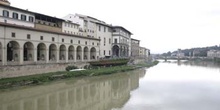 El Arno desde el Ponte Vecchio, Florencia
