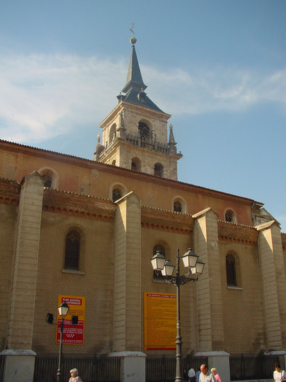 Lateral de la Catedral Magistral de Alcalá de Henares