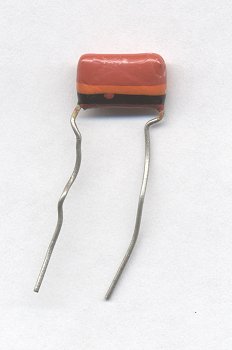 condensador con código de colores