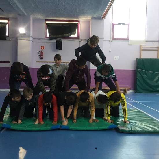 ACROSPORT. 6º 20