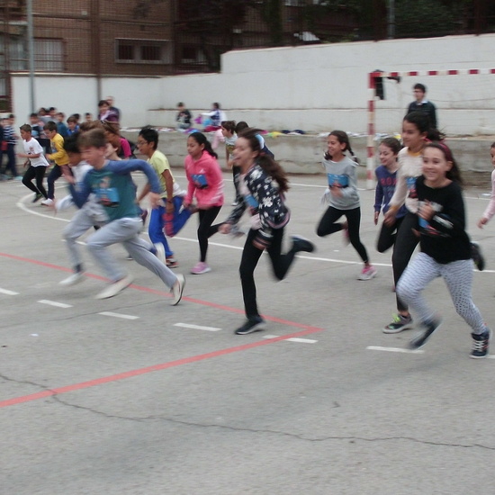 UNO ENTRE CIEN MIL. TODOS CONTRA EL CÁNCER INFANTIL 16