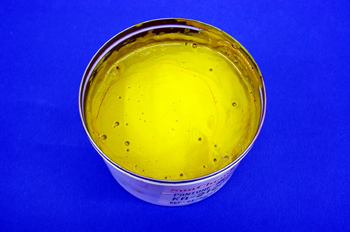 Bote tinta pantone yellow