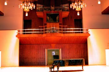 Escenario para un conciento de música de cámara