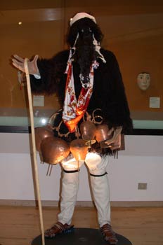 Disfraz de Geros, Skiros, Grecia