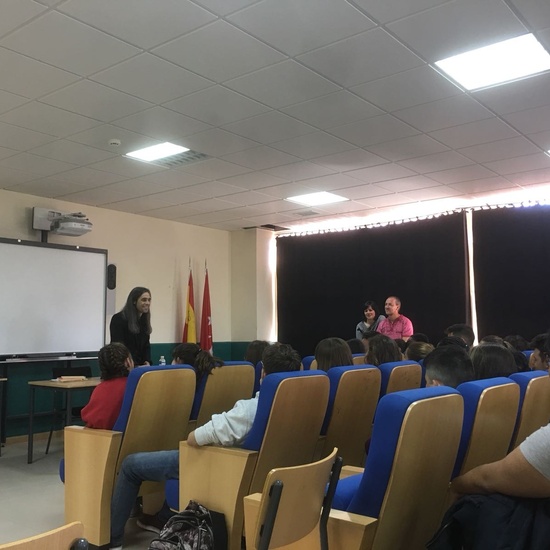 Álvaro Tato - Encuentro con los actores del IES Nicolás Copérnico 1