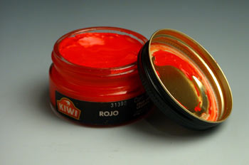 Crema para limpiar zapatos