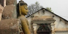 Estatua del Buda en el Templo de los Monos, Katmandú, Nepal