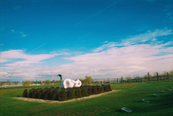 Obra escultórica en un parque