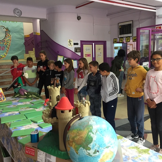 Mercadillo de Libros, premiados, y exposición de trabajos. Día del Libro curso 18-19 11
