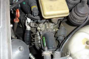 Sistema de ABS Teves. Vista del conjunto hidráulico