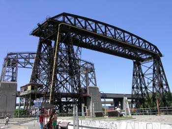 Viejo y Nuevo Puente Nicolás Avellaneda, Buenos Aires, Argentina