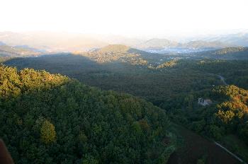 Vista panorámica del Prepirineo catalán tomada desde un globo, C