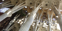 Interior del Pabellón Blanco, Sagrada Familia, Barcelona