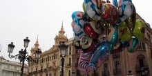 Globos en la Plaza de las Tendillas, Córdoba, Andalucía