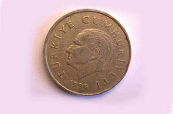 Moneda de cincuenta liras, cara, Turquía