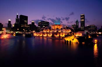 Vista nocturna de Chicago, Estados Unidos