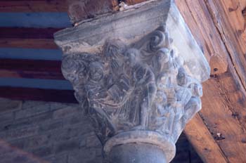 Capitel de una columna de la Catedral de Jaca, Huesca