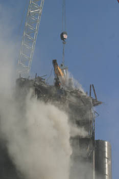 Grúa demoledora del Windsor