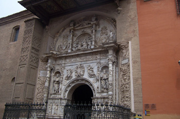 Portada de Santa María, Calatayud, Zaragoza