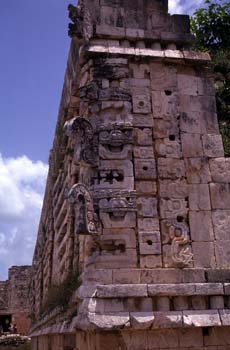 Máscaras de Chac en el Cuadrángulo de las Monjas, Uxmal, México