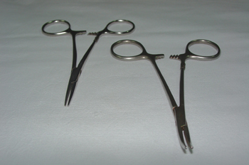 Pinza hemostática Halsted-Mosquito