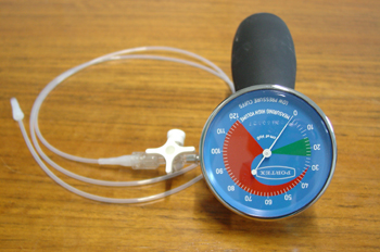 Manómetro para neumotaponamiento