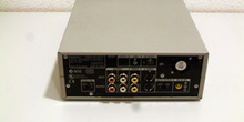 Magnetoscopio DV, panel trasero