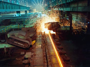 Tratamiento del acero en una planta siderúrgica
