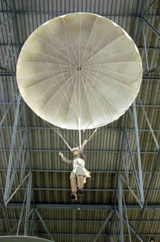 Paracaidas, Museo del Aire de Madrid