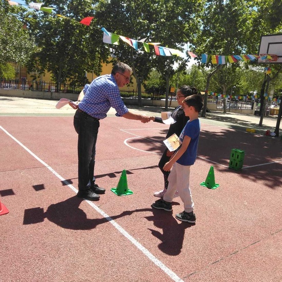 Carrera a favor de Nepal 2 3