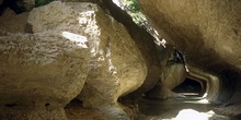 Cavidades rocosas en el río Vero, Huesca