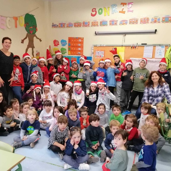 4º PRIMARIA VA A CANTAR VILLANCICOS  INFANTIL 5