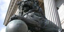 León del Congreso de los Diputados