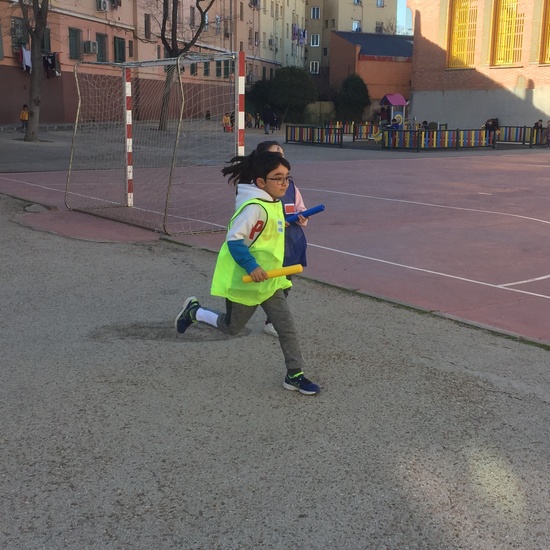 Miniolimpiadas. 1º y 2º 35