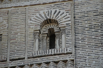 Iglesia de la Magdalena. Detalle de ventana, Zaragoza