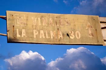 Letrero informativo, Cuba