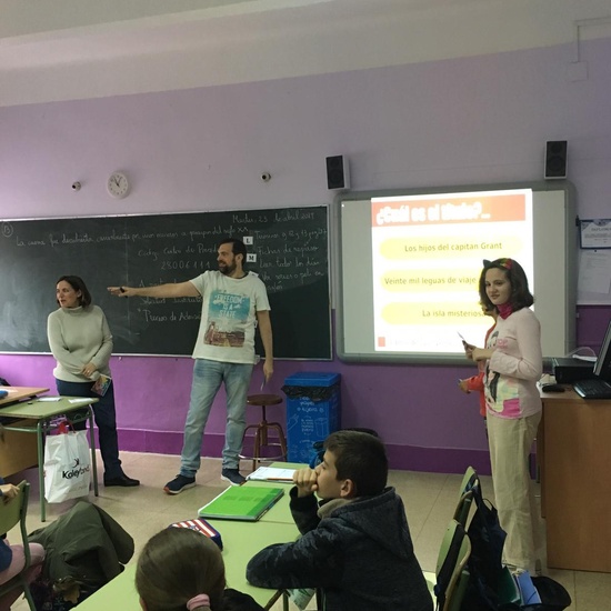 Talleres Primaria 1. Día del libro 18-19 20