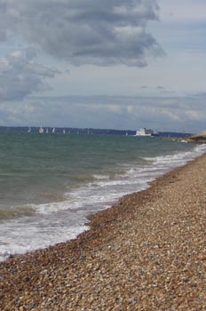 Playa de Southsea e Isla de Wight al fondo