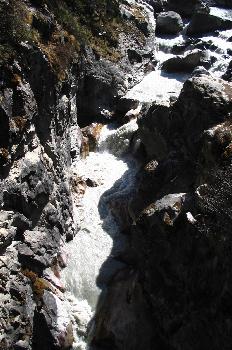 Río de aguas blancas