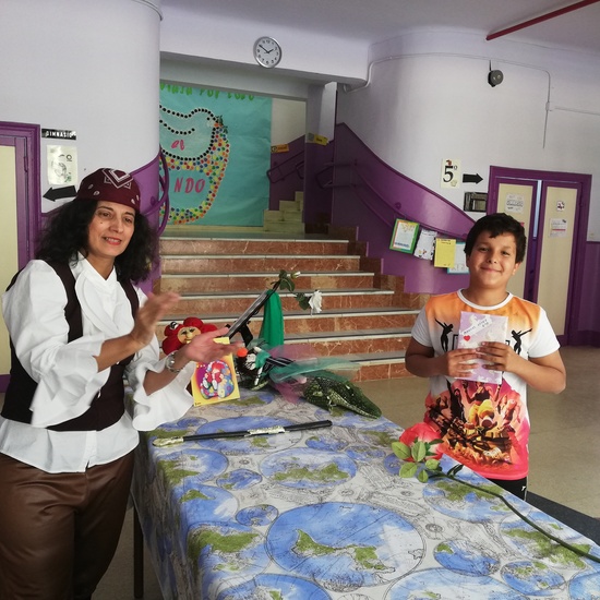 Mercadillo de Libros, premiados, y exposición de trabajos. Día del Libro curso 18-19 44