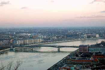 Puente Petofi, Budapest, Hungría